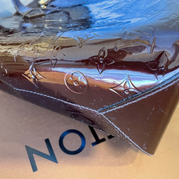 Luis Vuitton Wilshire Handbag Monogram Vernis MM Red - Picture 9 of 10